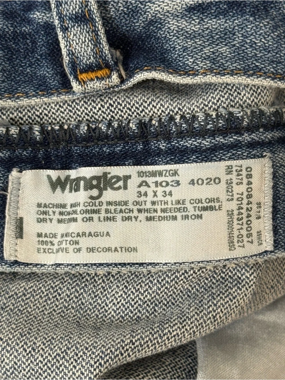 Wrangler Men’s Classic Straight Blue Denim Jeans